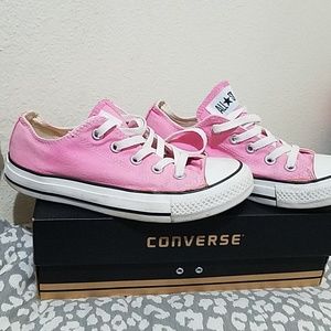 Pink converse shoes